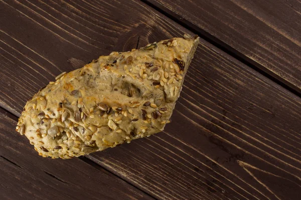 Kahverengi ahşap taze tahıl baget