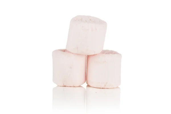 Marshmallow fofo doce isolado em branco — Fotografia de Stock