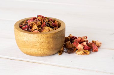 Gri ahşap lavander çilek çayı