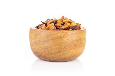 Lavander çilek çayı beyaz izole