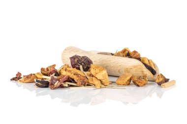 Karışık meyve çayı beyaz izole