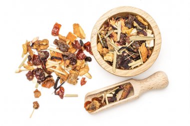 Karışık meyve çayı beyaz izole