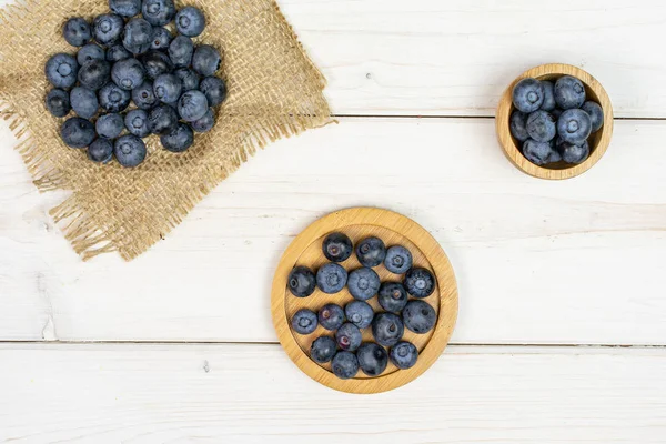 Fresj blue bilberry on grey wood — Stock Photo, Image