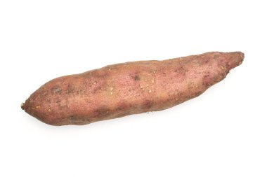 Taze tatlı patates beyaz izole