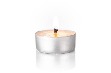 Balmumu çay mum beyaz izole