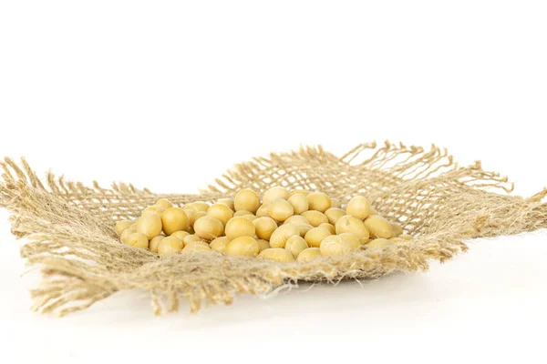 Raw yellow soya bean isolated on white — Stock Photo, Image