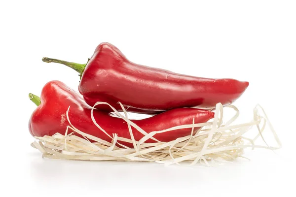 Dolce peperone rosso isolato su bianco — Foto Stock