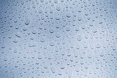 Beyaz arka planda su damlaları, tasarım ve desen arka planı için