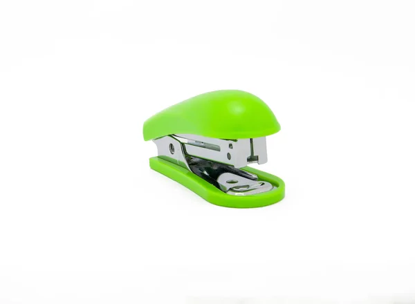 Hefter Bürogeräte Grüne Farbe Isoliert Auf Weißem Hintergrund Mit Clipping — Stockfoto