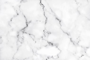 Dekoratif tasarım desenli sanat çalışmaları için beyaz mermer dokusu ve arka plan lüksüne sahip. Yüksek çözünürlüklü mermer