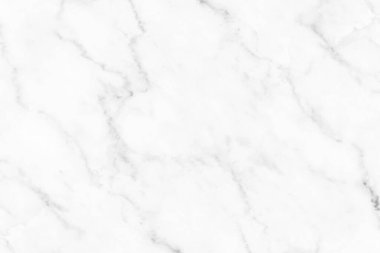 Arka plan veya tasarım sanatı çalışmaları için doğal desen ile beyaz mermer doku. Yüksek çözünürlüklü mermer