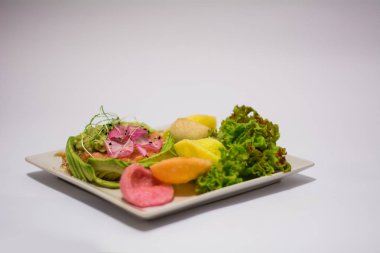 yemek yemek suşi kokteyller