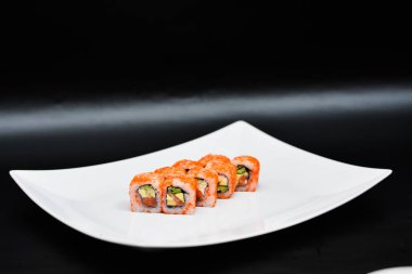 yemek yemek suşi kokteyl menüsü