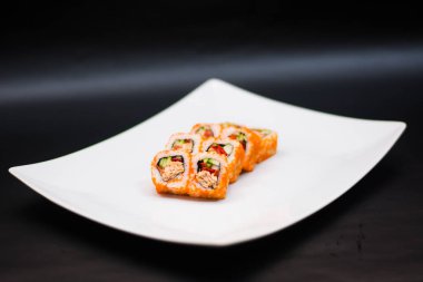 yemek yemek suşi kokteyl menüsü