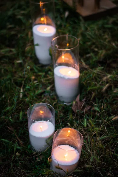 Matrimonio Interno Scenario Foto Zona Natura Fiori Bouquet Candele Arco — Foto Stock