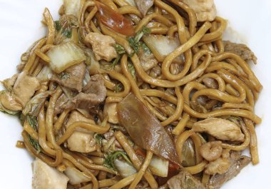 Ayrıntı lezzetli yakisoba erişte