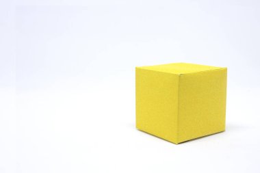 Hexahedron: altı kare yüzleri ile düzenli katı