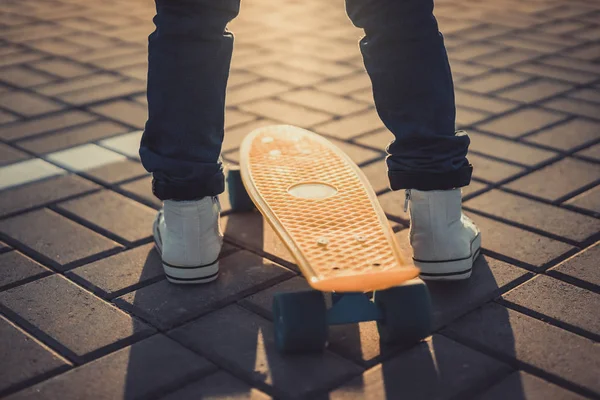 skateboard