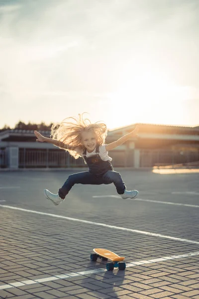 Saltar — Foto de stock gratis