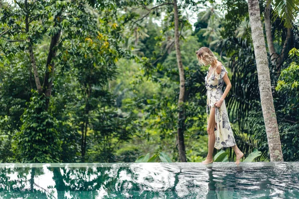 Swimmingpool — Stock Photo