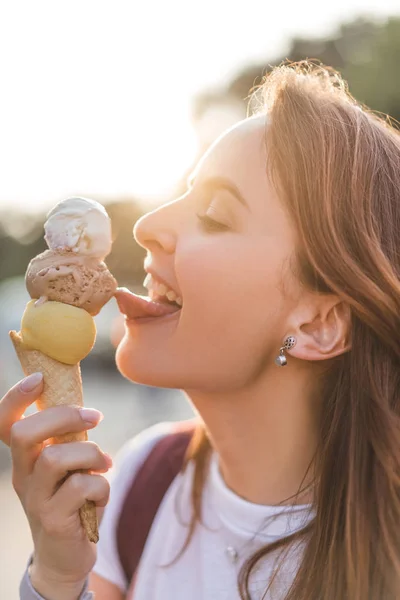 Licking — Stock Photo