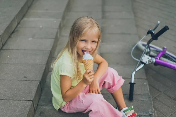 Helado - foto de stock