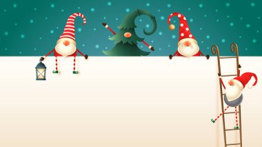 Mutlu İskandinav Noel cüceler merdivenleri kullanarak billboard tırmanmak