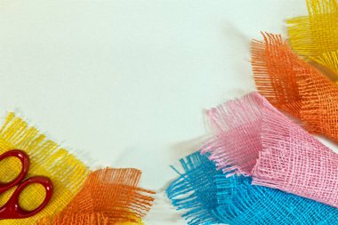 Pamuk renkli kaba kumaş soyut çok renkli kolaj.