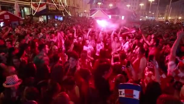 Zagreb Kroatië Juni 2018 Kroatische Voetbalfans Vieren Overwinning Van Kroatië — Stockvideo