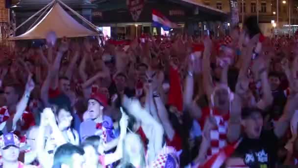 Zagreb Croatia Julho 2018 Torcedores Futebol Croata Comemoram Vitória Seleção — Vídeo de Stock