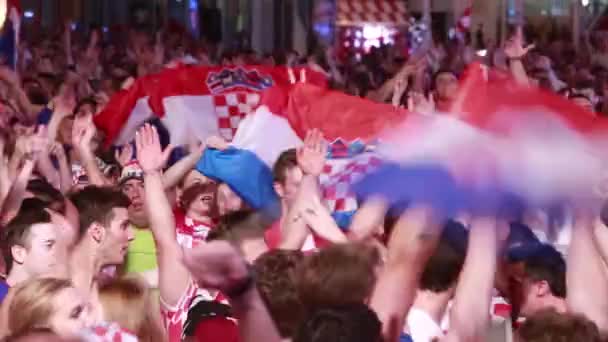 Ζάγκρεμπ Κροατία 16Η Ιουνίου 2018 Κροάτες Φίλαθλοι Γιορτάζουν Νίκη Της — Αρχείο Βίντεο
