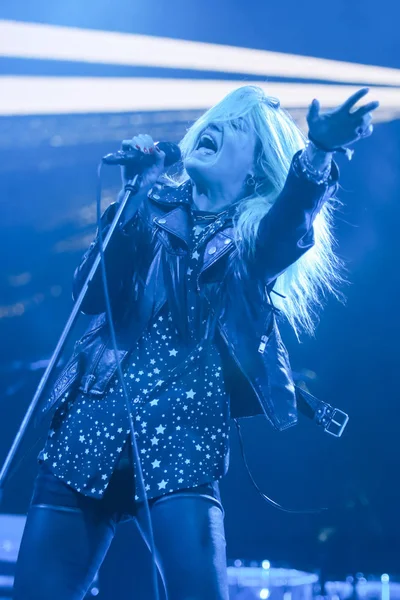 Zagreb, Hırvatistan - 25 Haziran, 2018: İngiliz-Amerikan indie rock grubu Kills göl Jarun, Zagreb, Hırvatistan bulunan 13 Inmusic festivalin ilk günü sırasında Otp dünya sahnesinde gerçekleştirir. 