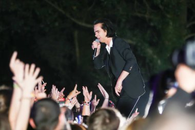 Zagreb, Hırvatistan - 26 Haziran, 2018: Nick & kötü tohumları mağara göl Jarun, Zagreb, Hırvatistan bulunan 13 Inmusic festivalin ikinci günü sırasında ana sahne alanı'nda gerçekleştirir. 