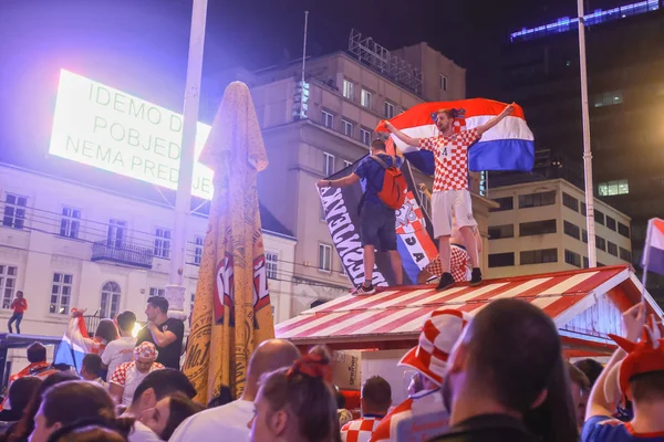 Zagreb Croacia Julio 2018 Los Aficionados Croatas Fútbol Celebran Victoria — Foto de Stock