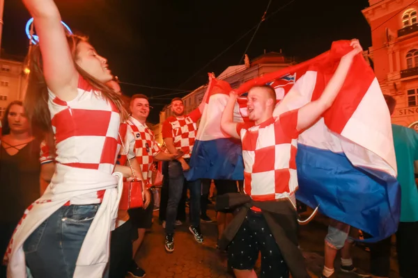 Zagreb Croatia Iulie 2018 Fanii Fotbalului Croat Sărbătoresc Victoria Croația — Fotografie, imagine de stoc