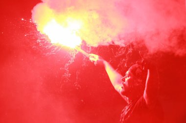 Zagreb, Hırvatistan - 11 Temmuz 2018: Hırvat rap şarkıcısı Marko Lasik - Nered celebrat zafer 2:1 Hırvatistan – İngiltere'de semifinales FIFA Dünya Kupası 2018 Ban Jelacic Meydanı Zagreb, Hırvatistan.