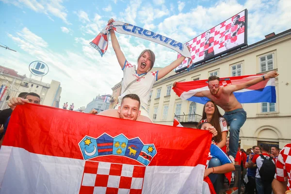 Zagreb Croatia Julho 2018 Torcedores Futebol Croata Celebram Segundo Lugar — Fotografia de Stock