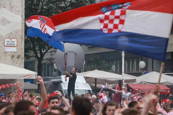 Ζάγκρεμπ Κροατία Ιουλίου 2018 Κροατικά Ανεμιστήρες Υποστήριξη Εθνική Ομάδα Ποδοσφαίρου — Φωτογραφία Αρχείου