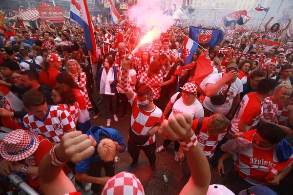 Zagreb Croatia Julho 2018 Torcedores Futebol Croata Celebram Segundo Lugar — Fotografia de Stock