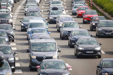 Zagreb, Hırvatistan - 11 Ağustos 2018: Büyük trafik sıkışıklığı nedeniyle çok sayıda turist deniz sahil Hırvatistan Zagreb, Hırvatistan'daki Lucko otoyol otoyol olacak.