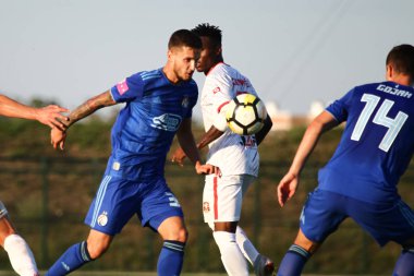 Velika Gorica, Hırvatistan - 15, Eylül 2018: İlk futbol Hırvat Ligi Hrvatski Telekom, Hnk Gorica ve Dinamo Gorica Stadı arasında oyun. Petar Stojanoviç eylem.