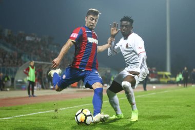 Velika Gorica, Hırvatistan - 4 Kasım 2018: ilk futbol Hırvat Ligi Hrvatski Telekom, futbol oyun Hnk Gorica Hajduk Gorica Stadı arasındaki. Atiemwen Iyayi inanıyorum ve Josip Juranovic eylem.