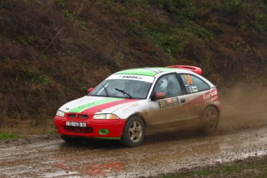 Sveta tepe, Hırvatistan - 25 Kasım 2018. 9 ralli Santa Domenica göster. Vedran Sipos ve Sasa Mg Rover yarış Cmec kimden Hırvatistan.