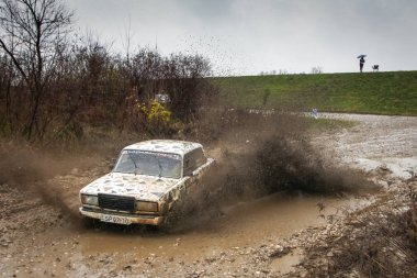 Sveta tepe, Hırvatistan - 25 Kasım 2018. 9 ralli Santa Domenica göster. Szilard Szabo ve Dominika Lada 2107 yarış Granicz kimden Macaristan.