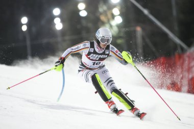 Zagreb, Hırvatistan - 5 Ocak 2019: Christina Geiger Almanya Audi FIS alp Kayak Dünya Kupası Bayanlar Slalom, kar kraliçesi kupa 2019 Zagrep, Hırvatistan sırasında yarışıyor.