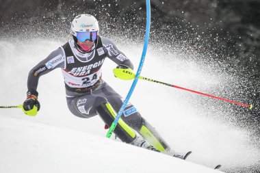 Zagreb, Hırvatistan - 6 Ocak 2019: Jonathan Nordbotten Norveç'ten sırasında Audi FIS alp Kayak Dünya Kupası Mens Slalom, kar kraliçesi kupa 2019 Zagrep, Hırvatistan için yarışıyor.