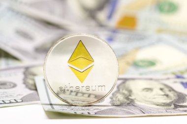 Dolar faturaları üzerinde görüntülenen Cryptocurrency 