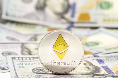 Dolar faturaları üzerinde görüntülenen Cryptocurrency 