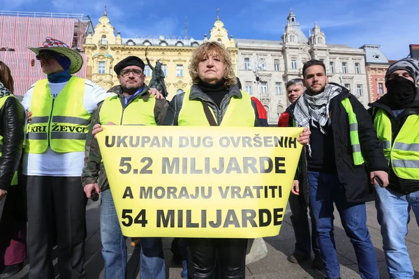 Διαδηλωτές κίτρινων γιλέκα στο Ζάγκρεμπ — Φωτογραφία Αρχείου