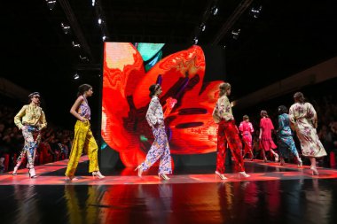 Robert sever moda koleksiyonu